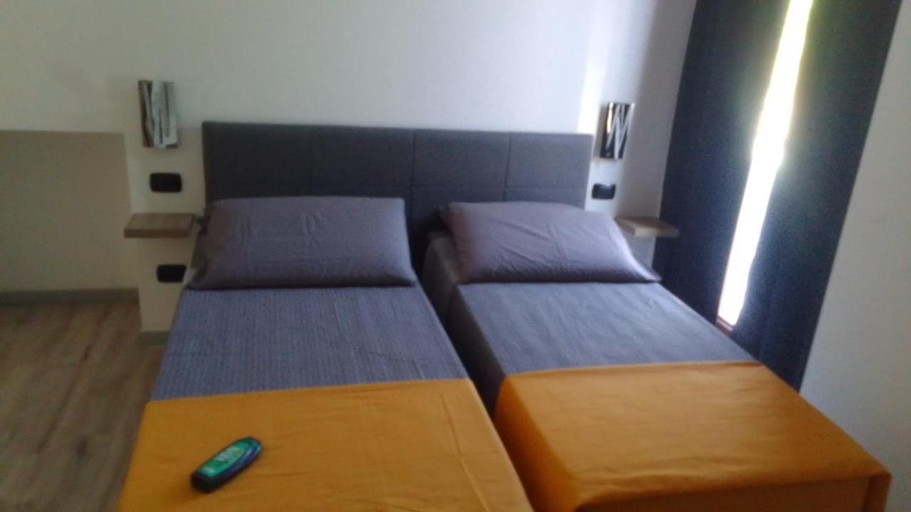 Poste Regie - Milan Guest House Cameră foto